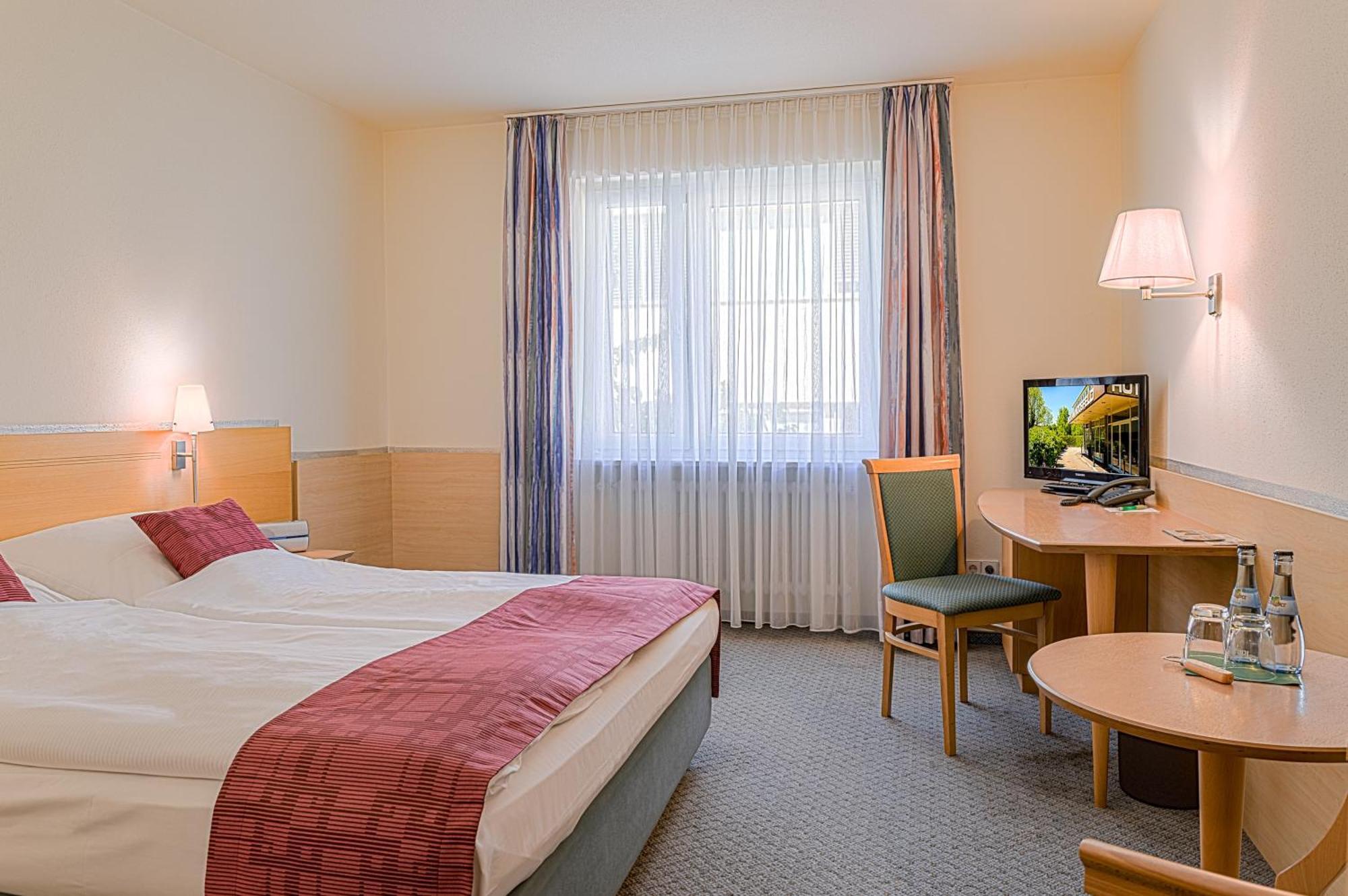 Classic Double Room,1405747853:JPEG